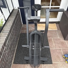 Cadio AirBike mit Intervallprogrammen