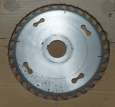 GUHDO  Widia  Sägeblatt - 32 Zähne  Ø  45 cm -  Mittelloch 85 mm