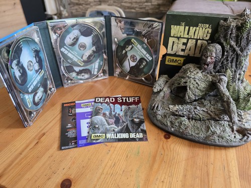 The walking dead season - walking,