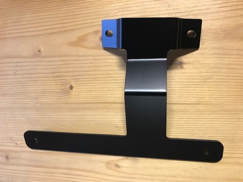 Kennzeichenhalter auspuff - kennzeichenhalter,