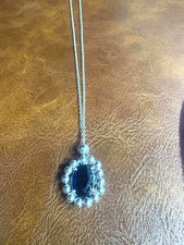 Halskette mit Saphir 1,5 cm