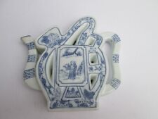 Alte ausgefallene chinesische Zier Teekanne blau weiß Malerei