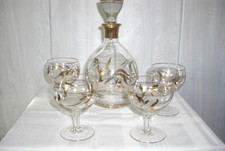 stilvolle Kristall Glas Karaffe mit Goldrand und Goldmuster incl. 4 Gläser