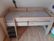 Kinderhochbett 90x200 der Marke RÖHR mit Leiter. Inkl. Lattenrost und Matratze. 