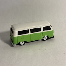 2022 Maisto 1:64 Green White