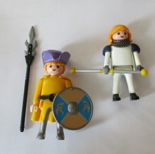 Playmobil Figuren – gelber Ritter + Frau
