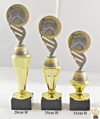 Reitsport pferde trophäe - pferde,