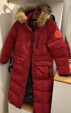 Toller langer Mantel der Marke