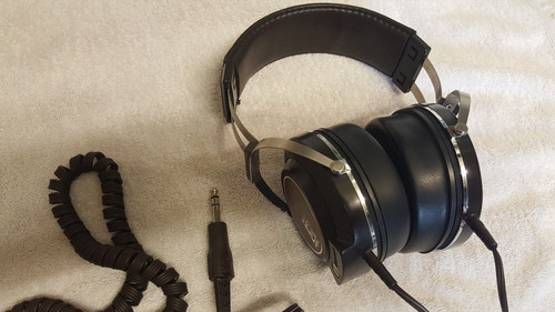 Koss tech - ,