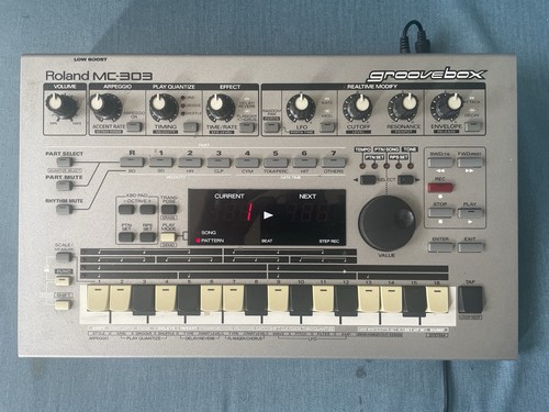 Roland 303 sequencer - roland, mc-303
