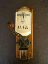 Frühe seltene Wandkaffeemühle von Alexanderwerk, mit großem Bohnenbehälter!