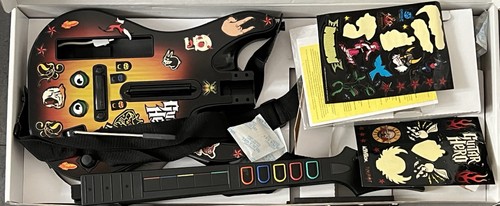 Nintendo wii guitar - nintendo,