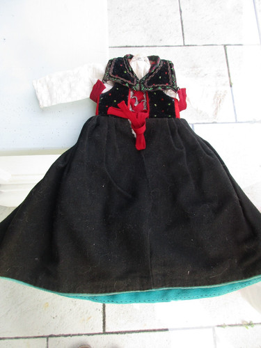 Schönes altes puppenkleid - altes,