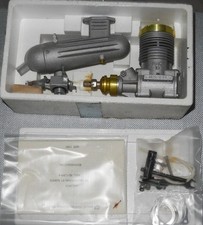 Russischer Modellmotor MDS 10 KRU2U-S  10 ccm Motor   in OVP gelber Kopf