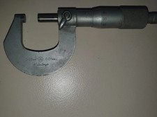 Mitutoyo Bügelmessschraube 0-25mm 0.01mm