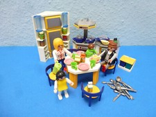 moderne Küche zu Wohnhaus