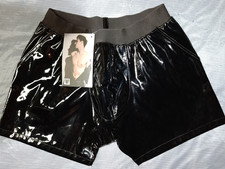 0033 W40 BOCKLE PVC FAUX FREE