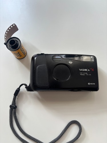 Yashica carl zeiss tessar - carl,