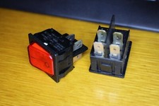 10 Stück Schalter Nr30 Wippschalter Marquardt 1835 16(4)A 250V 2xein beleuchtet