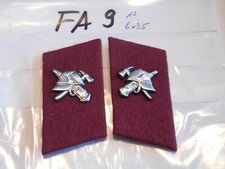 Feuerwehr Kragenspiegel mit Helm Sachsen ca 6x3,5cm 1 Paar (fa9)