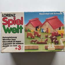 Holzbauernhof mit scheune - holzbauernhof,
