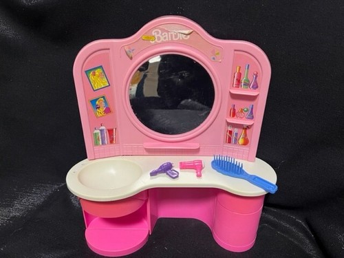 Vintage barbie beauty - barbie, salon