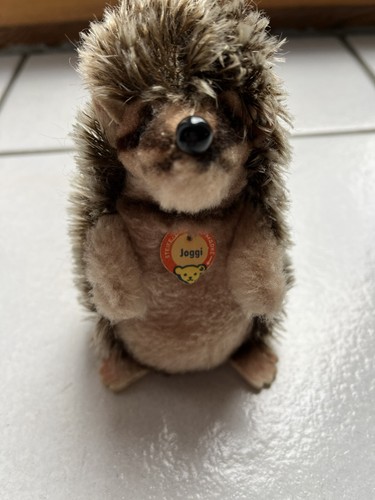 Steiff igel joggi stehend - steiff,