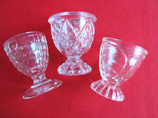3 verschiedene ältere Eierbecher aus Pressglas transparent - aus Sammlung