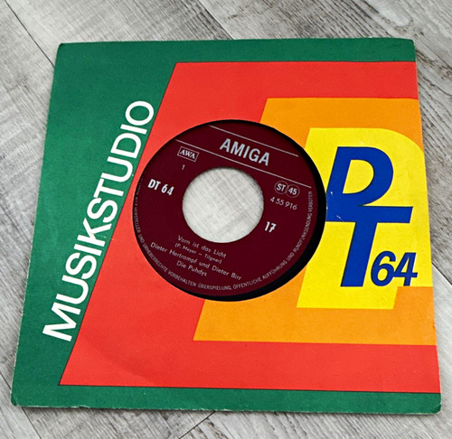 Amiga single vorn ist - -,