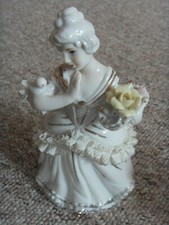 Echt Porzellan Hand Dekoriert - Figur Rokoko Barock Höhe ca 17 cm 