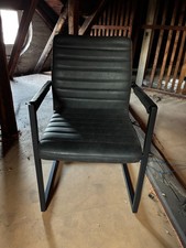 4x Freischwinger Lederstühle in schwarz