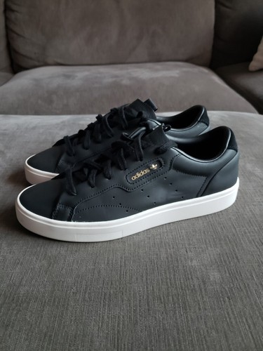 Size adidas sleek womens - 8,
