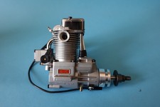 Viertakt modellmotor  Saito