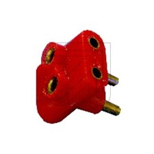 Dreifachstecker für Krippe