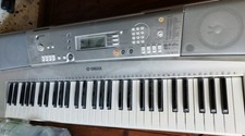 Keyboard Yamaha PSR E303  - gebraucht