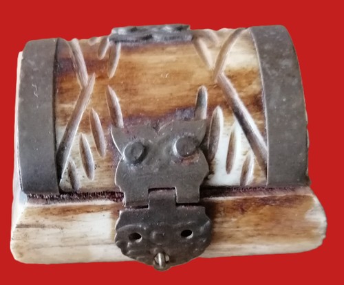 Schmuck dose messing knochen - messing,