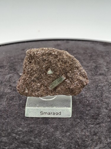Smaragd auf matrix habachtal - smaragd,