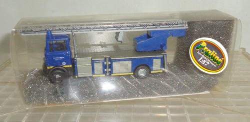 Praline mercedes 809 - praline:,