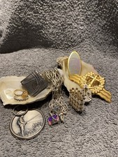 Großes Schmuck & Abzeichen