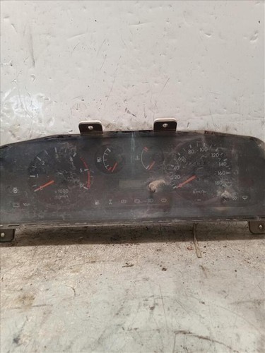 E424 instrumentenblende nissan - instrumentenblende,