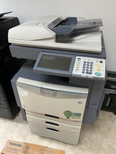 Toshiba e-Studio 2020c Laser LCD Fax A3 Drucker inkl. 4 neue Toner