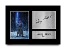 Daisy Ridley signed