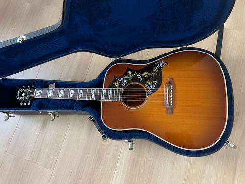 Gibson hummingbird 2004 - hummingbird,