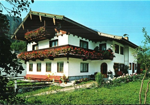 Haus saliter inh - inh., peter