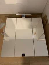 badezimmerschrank