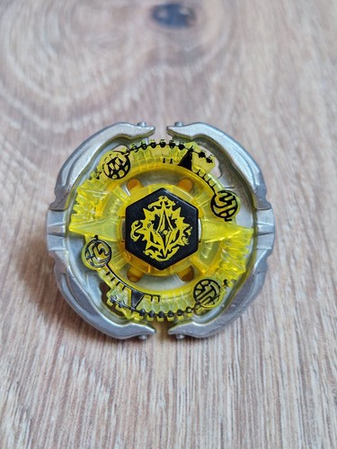 Beyblade inferno byxis - beyblade:,