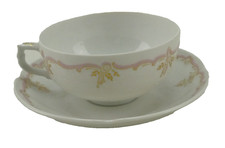Kaiser Rokoko Form Dubarry Louvre Tasse + Untertasse W-3746