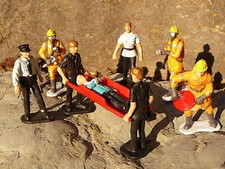 FEUERWEHR Einsatz FIGUREN 9er