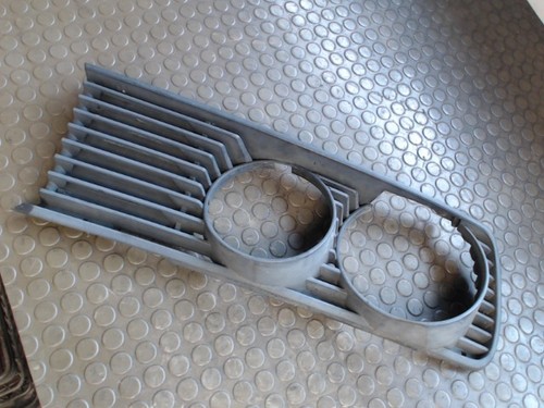 Kühlergrill links bmw e28 - bmw,