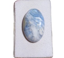 Scheelit Cabochon 30,8x19,5 mm